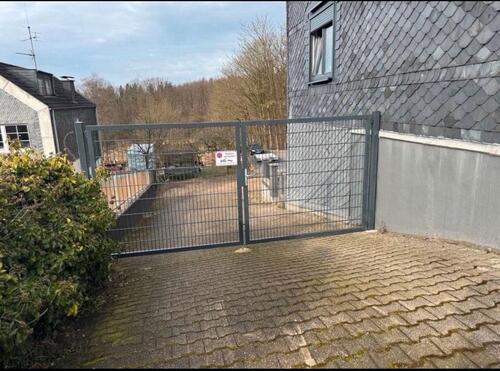 Foto - Stellplätze zu vermieten Pkw Wohnwagen usw.