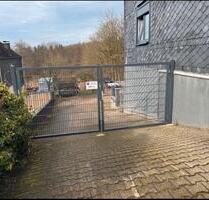 Stellplätze zu vermieten Pkw Wohnwagen usw. - Remscheid Remscheid-Süd