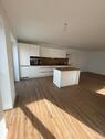 Foto - Großzügige 3-Zimmer-Wohnung mit ca. 102 m² Wohnfläche – Aufzug & Tiefgarage