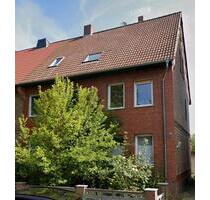 Doppelhaushälfte in guter Substanz, mit großem Grundstück - Helmstedt Offleben