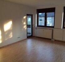 Etagenwohnung mit Balkon und Garage - Dinslaken Hiesfeld