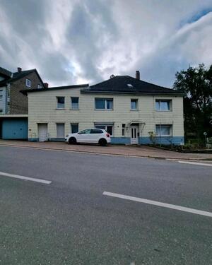 Foto - Haus zum Verkaufen - 90.000,00 EUR Kaufpreis, ca.  180,00 m²
