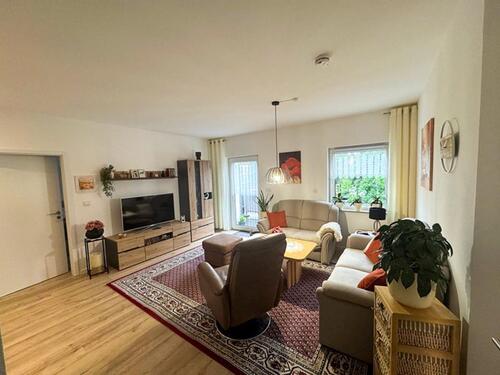 Foto - Seniorenwohnung mit Frühstück, Mittagessen, Balkon & Pflege auf Wunsch – 2-Raum Wohnung im Betreuten Wohnen Sangerhausen