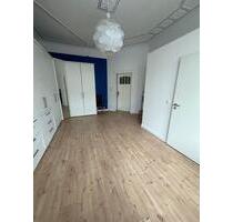 WG-Zimmer für Zwei Personen mit eigenem Badezimmer Frisch Renoviert - Rathenow