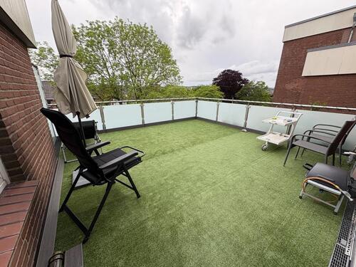 Foto - Penthouse, 2,5 Zi, 86 qm, Dachterrasse, befristet auf 2-3 Jahre