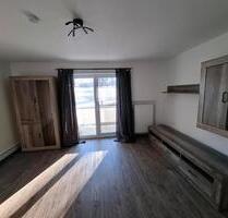 Zimmer , teilmöbliert in großer 4 Zimmer Wohnung zu vermieten - Lechbruck am See