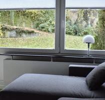 Hochwertig möbliertes 1-Zimmer-Apartment mit Terrasse, TG opt. - Stuttgart Lehen