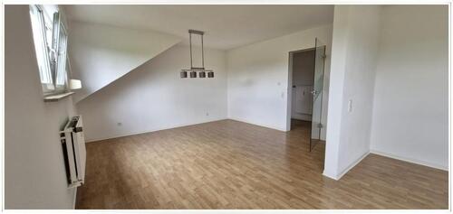 Foto - ::. Attraktive Dachgeschosswohnung - 3 Zimmer, Küche, Bad und mehr .::