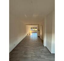 Moderne und frisch renovierte 3,5 Zimmer EG-Wohnung in Top-Lage - Hamm Daberg