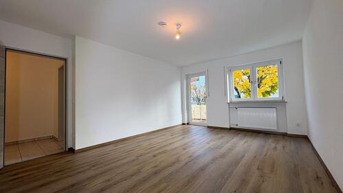 Foto - Erstbezug nach Sanierung: geschmackvolle 3-Zi.-Wohnung - EBK NEU!