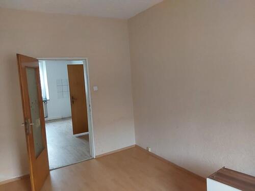 Foto - Vermietung 2 Zimmer Küche bad 70 qm