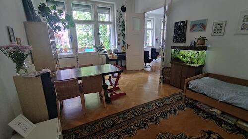 Foto - Große, familienfreundliche 4-Zimmer-Altbauwohnung (Zwischenmiete)