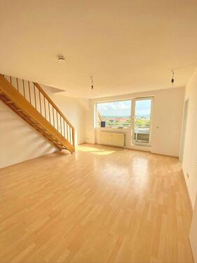 Foto - Schöne 2 Zimmer Maisonette-DG Wohnung in ruhiger Feldrandlage mit Balkon