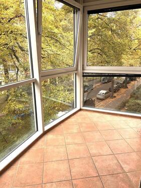 Foto - *Helle, möblierte Wohnung mit Wintergarten in Friedenau* Für Singles oder Paare!