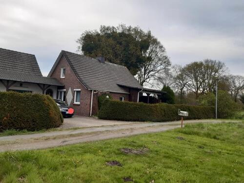 Foto - Einfamilienhaus in ruhiger ländlicher Sackgassenlage