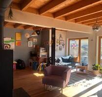 Großzügiges Doppelhaus, Garten und Carport in - Überlingen