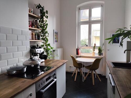 Foto - Möblierte Wohnung mit Altbaucharme & Südbalkon (1.4.26 - 31.3.27)