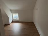 Foto - 2.5 Zimmer Dachgeschoßwohnung zur Miete in Wennigsen (Deister)