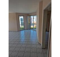 Helle 2-Zimmer-Wohnung mit Balkon & TG – ruhige Lage nahe Bonn, i - Königswinter