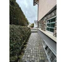 ***Sanierte 2-Zimmer-Wohnung im gepflegten 2-Familienhaus*** - Wuppertal Gemarkung Elberfeld