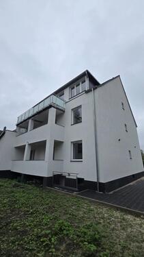 Foto - Mietwohnung 5,5 Z. DG mit 160qm *kernsaniert* *Maisonette*