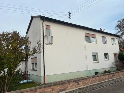 Foto - 8 Zimmer Mehrfamilienhaus, Wohnhaus in Lingenfeld