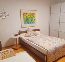 Schönes Zimmer im Augsburg Zentrum (FRAUEN WG)