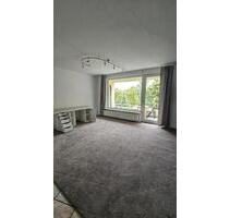 Helle 2,5-Zimmer-Wohnung mit Balkon in Altwarmbüchen - Hannover Bothfeld-Vahrenheide