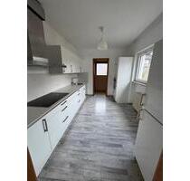 5 Zimmer Wohnung mit großem Balkon und toller Aussicht - Weilburg