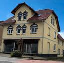 Foto - Wunderschönes Mehrfamilienhaus mit großem Grundstück und Garagen