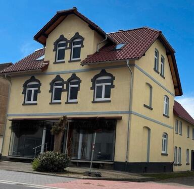 Foto - Wunderschönes Mehrfamilienhaus mit großem Grundstück und Garagen