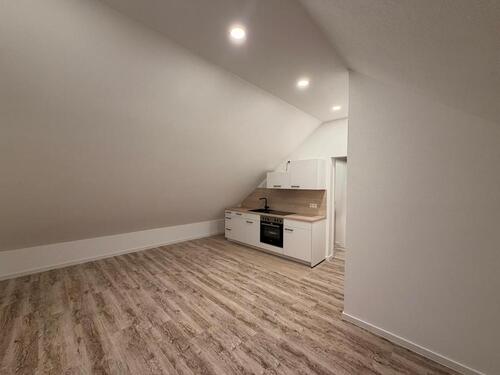 Foto - Helle 2-Zimmer-Wohnung in ruhiger Lage – Erstbezug nach Renovierung