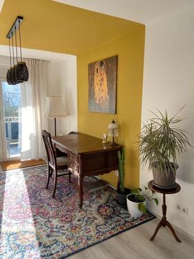 Foto - Modernisierte 3 Zimmer Wohnung mit 2 Balkonen und Carport