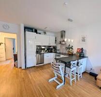 Helle 2,5 Zimmer Wohnung - 1.100,00 EUR Kaltmiete, ca.  72,00 m² in Regensburg (PLZ: 93055) Brandlberg