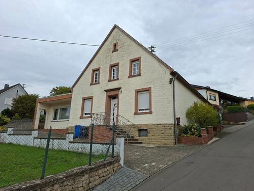 Foto - Einfamilienhaus in idyllischer Dorfrandlage