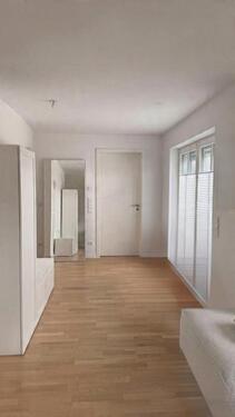 Foto - Untermiete: 2-Zimmer in Allach (Möbliert + Stellplatz)