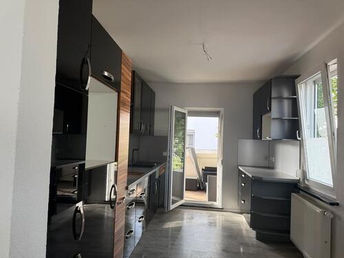 Foto - Helle 2-Zimmer-Erdgeschosswohnung (60qm) mit Balkon