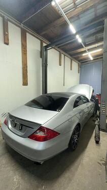 Foto - Honbywerkstatt mit Hebebühne und kompletter Ausstattung abzugeben