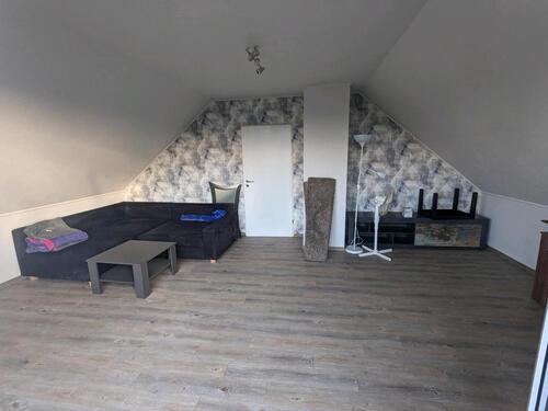 Foto - 1 Zimmer Dachgeschoßwohnung zur Miete in Westoverledingen