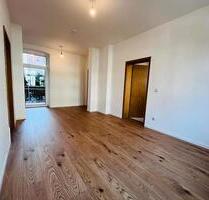 Attraktive 2-Zimmer Erdgeschosswohnung mit Balkon 51 m² - Erfurt Johannesplatz