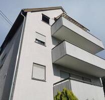 Helle 3,5 - 4 Zimmer Wohnung - 290.000,00&nbsp;EUR Kaufpreis, ca.&nbsp; 80,00&nbsp;m&sup2; in Ludwigsburg (PLZ: 71638)