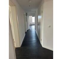 Hildesheim voll renovierte maisonetten DG Wohnung zu vermieten