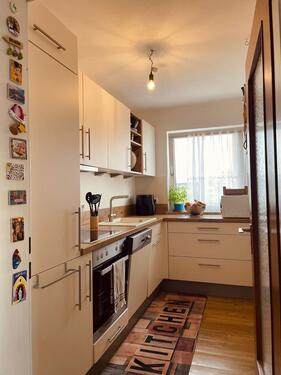 Foto - 3-Zimmer-Wohnung zentrumsnah - 1.550,00&nbsp;EUR Kaltmiete, ca.&nbsp; 92,00&nbsp;m&sup2;