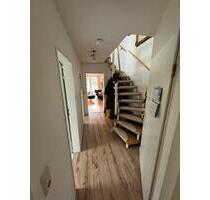 Maisonettewohnung über 2 Ebenen mit Balkon, in der Nähe zur Graft - Delmenhorst