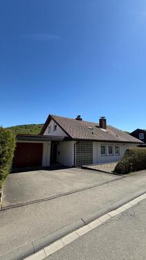 Foto - Freistehendes Einfamilienhaus in sonniger Südhanglage – freie Aus