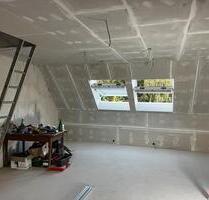Dachgeschoßwohnung zu vermieten, Neubau Erstbezug - Münster (Hessen)