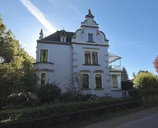 Repräsentative Villa in parkähnlicher Innenstadtlage - Saarlouis