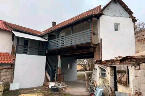 Foto - 5 Zimmer Mehrfamilienhaus, Wohnhaus in Römhild