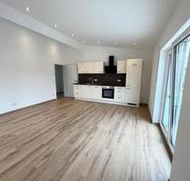 4-Zimmer Wohnung mit Balkon, EBK, Stellplatz - Langenneufnach
