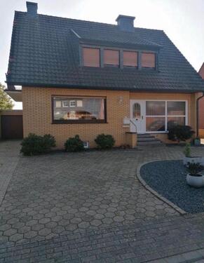 Foto - Freistehendes Einfamilienhaus in ländlicher Gegend